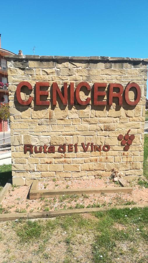 Apartamento Virgen Del Valle Cenicero Bagian luar foto